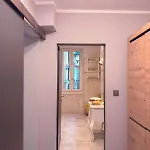 Residenza Santa Anastasia Spacious Flat