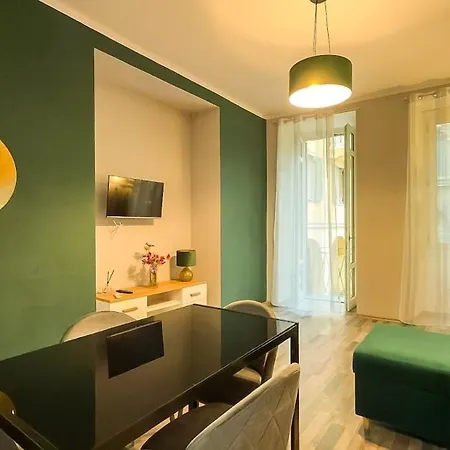 Residenza Santa Anastasia Spacious Flat Apartment *