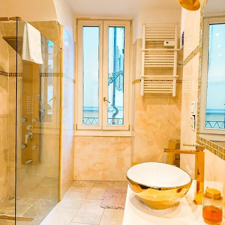 Apartment Residenza Santa Anastasia Spacious Flat *