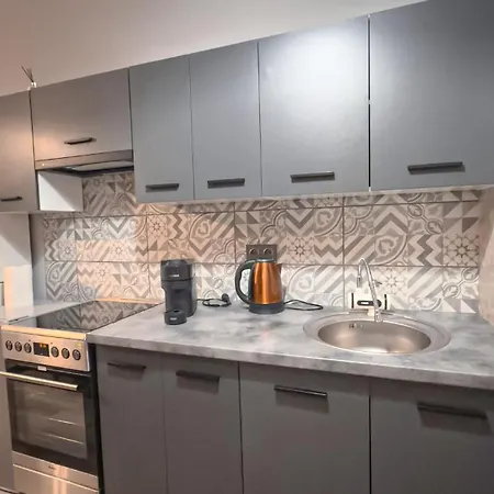 Apartment Residenza Santa Anastasia Spacious Flat *