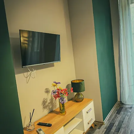 Residenza Santa Anastasia Spacious Flat