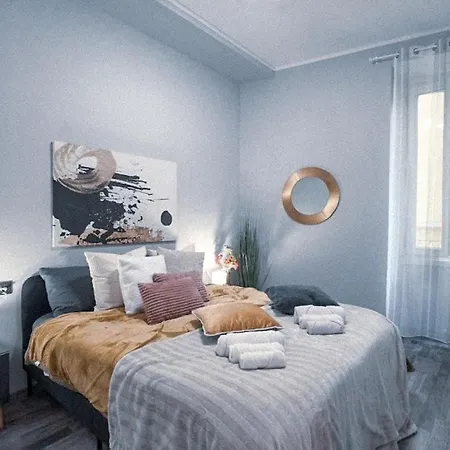 Residenza Santa Anastasia Spacious Flat Apartment *